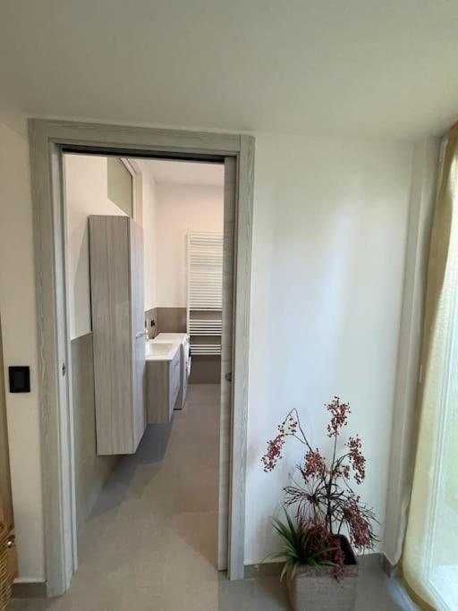 Apartment Near Como And Milan With Private Garage Mozzate Extérieur photo