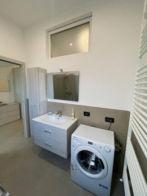 Apartment Near Como And Milan With Private Garage Mozzate Extérieur photo